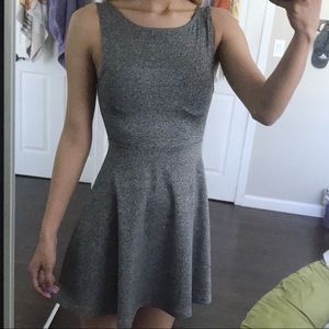 H&M Divided Gray Skater Dress✨